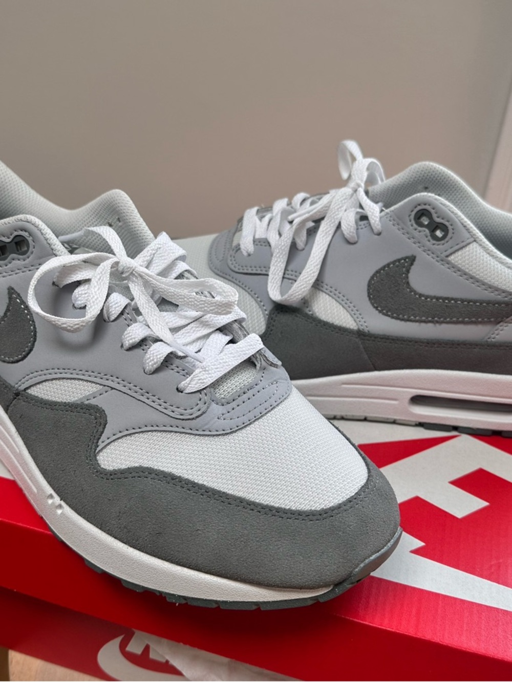 Nike White and Gray Air Max Classic Low